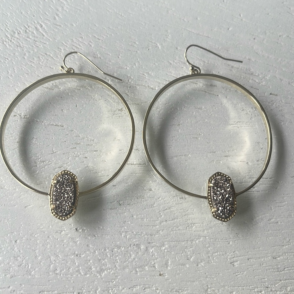 Kendra scott grey gem Elora hoops.